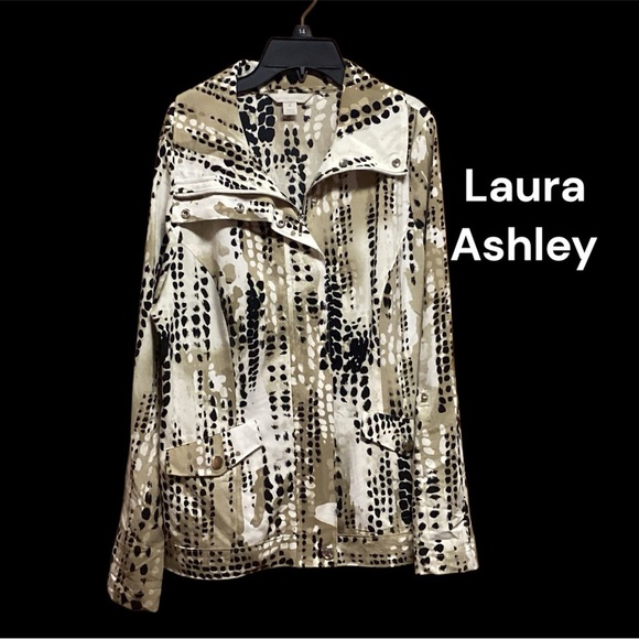 LAURA ASHLEY SIZE MEDIUM LIGHT WEIGHT WAIST LENGTH JACKET GENTLY WORN - Picture 1 of 5
